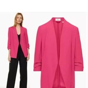NWT Aritzia Power Hip Blazer Size 4